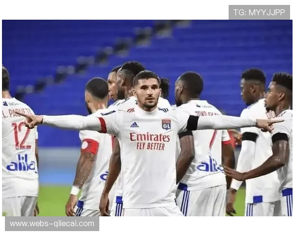 巴黎FC主场迎战朗斯，保级队挑战争冠劲旅